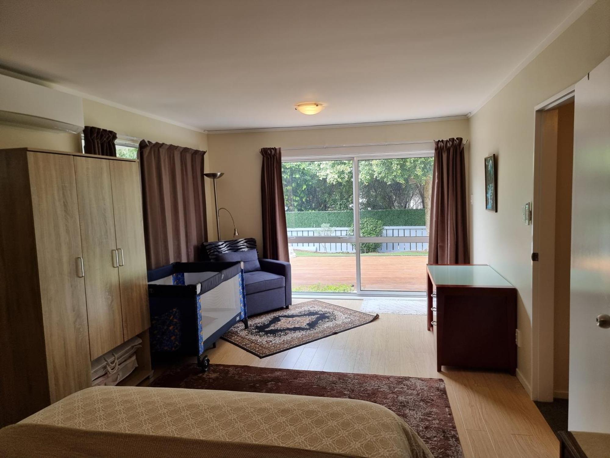 Entire Ground Floor With Full-Privacy And Family-Friendly Popular To Ferry Catchers Веллингтон Экстерьер фото