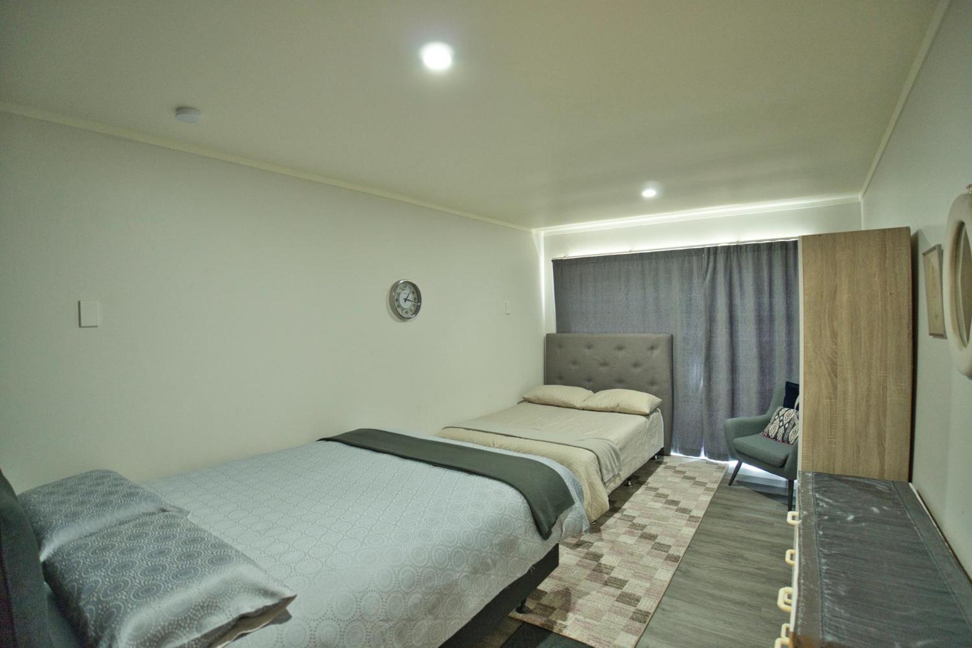 Entire Ground Floor With Full-Privacy And Family-Friendly Popular To Ferry Catchers Веллингтон Экстерьер фото