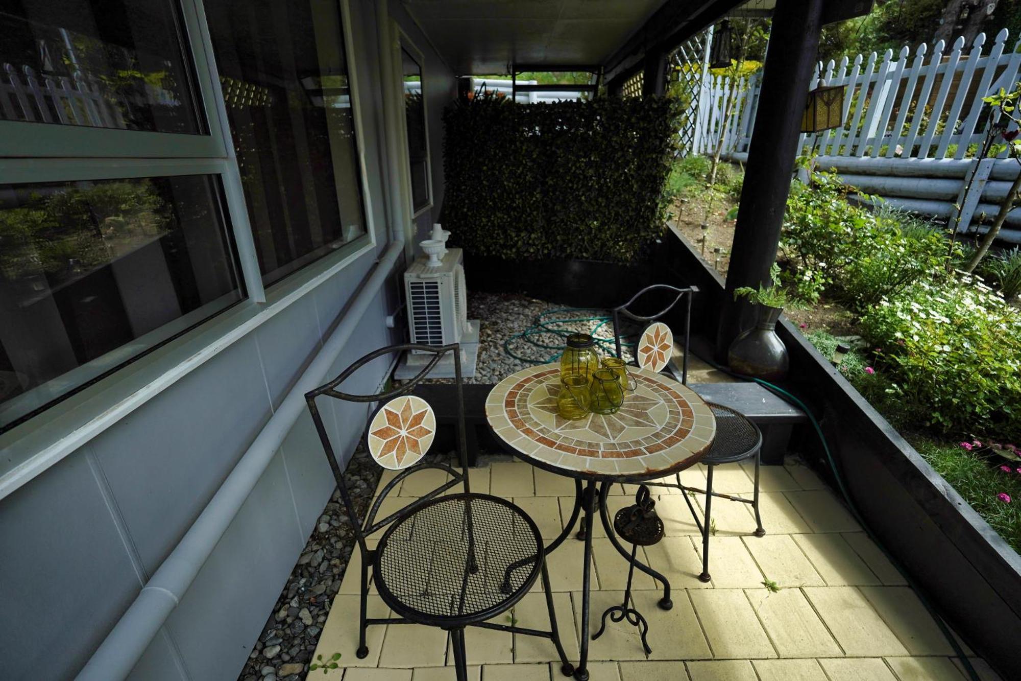 Entire Ground Floor With Full-Privacy And Family-Friendly Popular To Ferry Catchers Веллингтон Экстерьер фото