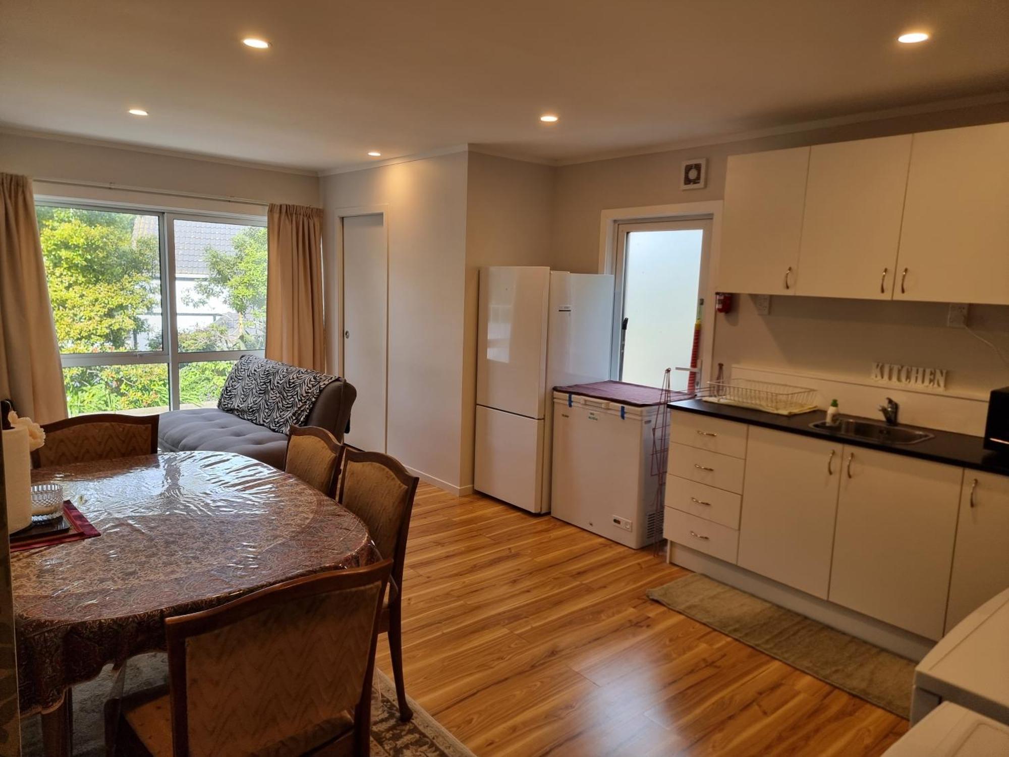 Entire Ground Floor With Full-Privacy And Family-Friendly Popular To Ferry Catchers Веллингтон Экстерьер фото